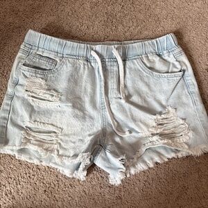 Elastic Waist Jean shorts Ripped